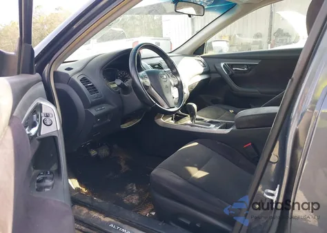 2013 Nissan Altima 2.5 Sv z USA, uszkodzony, nr VIN 1N4AL3AP8DC266384